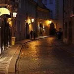 公寓式酒店 Charles Bridge Heritage By Salvator 4*