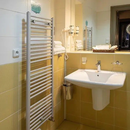 Aparthotel Charles Bridge Heritage By Salvator