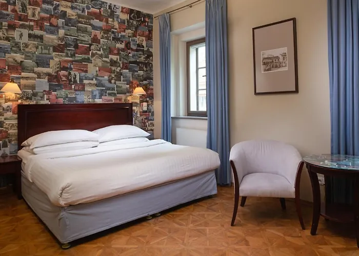 아파트호텔 Charles Bridge Heritage By Salvator 4*