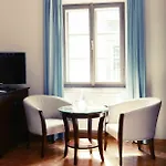 Charles Bridge Heritage By Salvator Aparthotel Praha