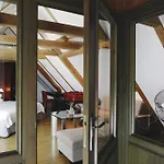 Aparthotel Charles Bridge Heritage By Salvator 4*