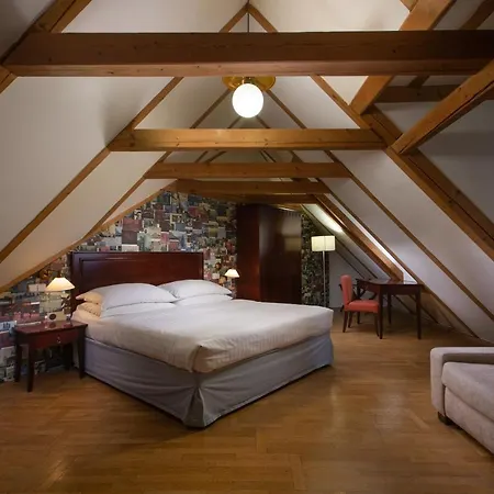Lägenhetshotell Charles Bridge Heritage By Salvator 4*