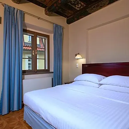 Charles Bridge Heritage By Salvator Apart Otel 4*