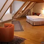 Charles Bridge Heritage By Salvator 4*