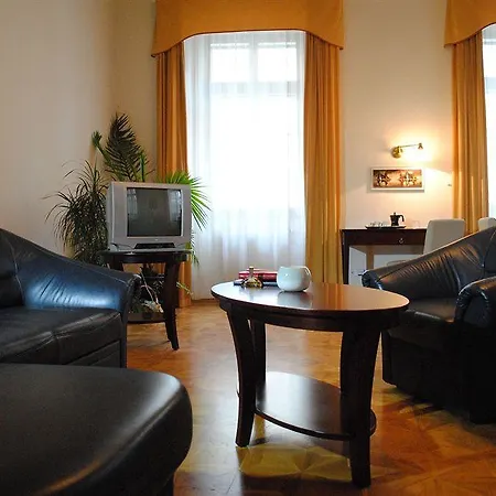 Charles Bridge & By Sivek Hotel apartamentowy