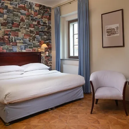 Hotel apartamentowy Charles Bridge & By Sivek 4*