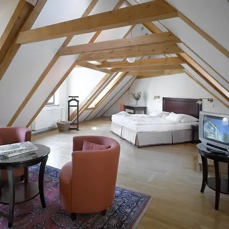 Charles Bridge & By Sivek Hotel apartamentowy